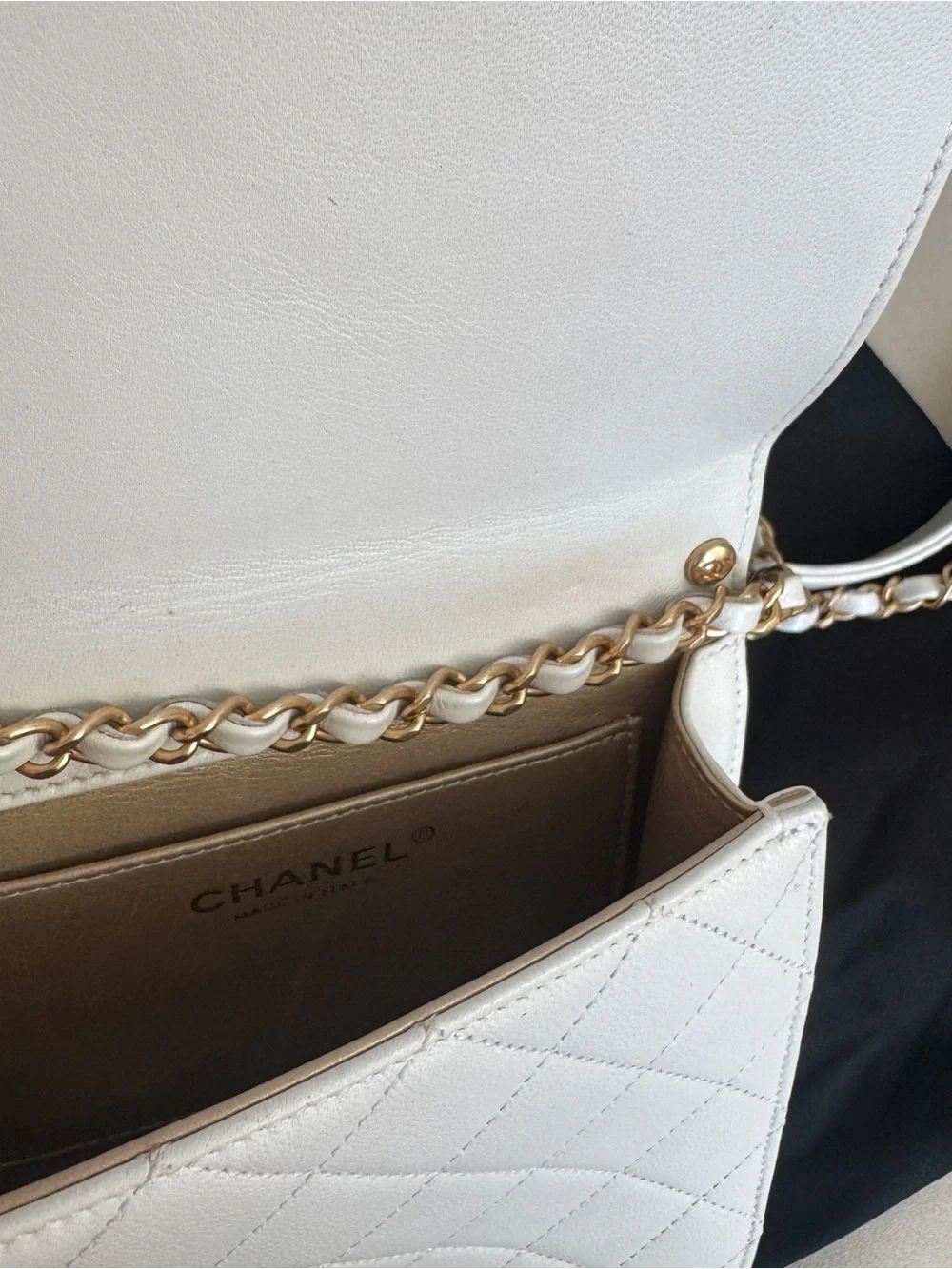 CHANEL Lambskin Quilted Mini Flap Bag with Gold CC Turnlock - Picture 3 of 7